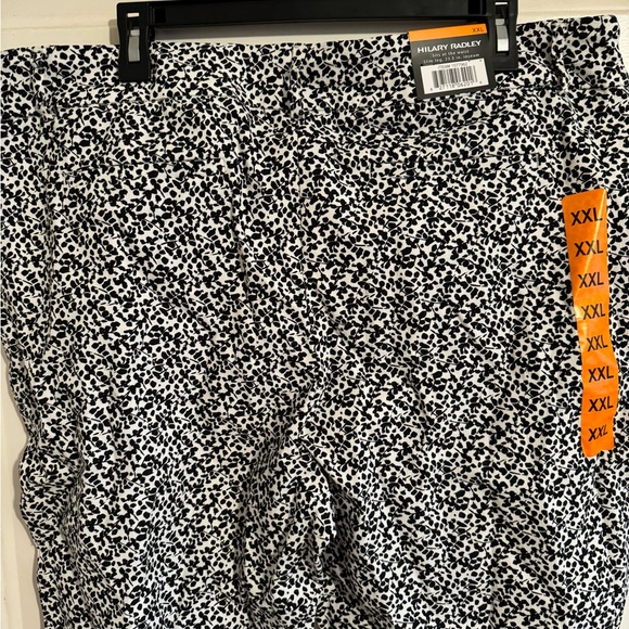 Capris - Picture 3 of 5